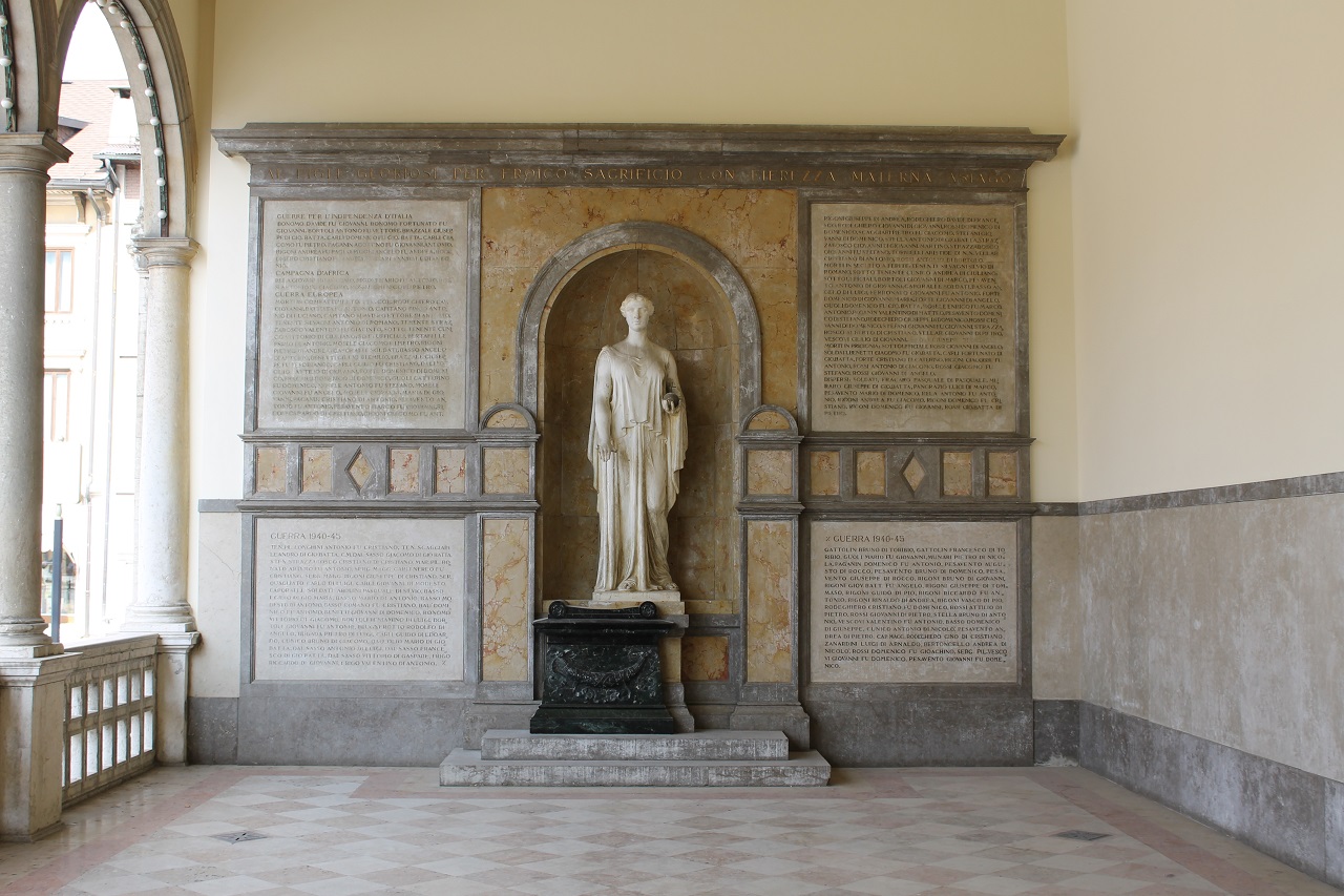 allegoria della Fede (monumento ai caduti) di De Lotto Annibale (sec. XX)
