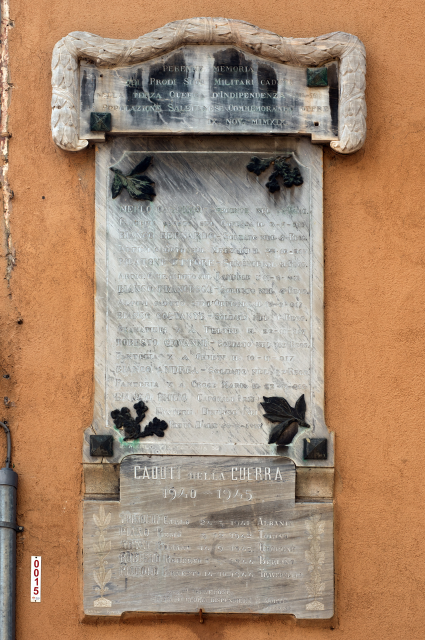 soggetto assente (lapide commemorativa ai caduti) di Merlo B (primo quarto sec. XX)