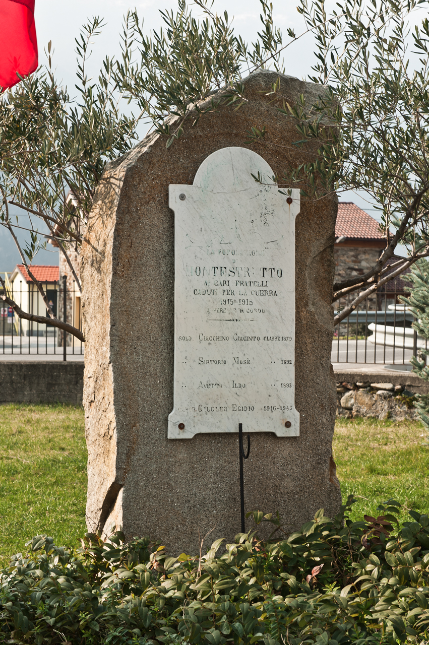 soggetto assente (monumento ai caduti) - ambito piemontese (primo quarto, metà sec. XX, sec. XX)