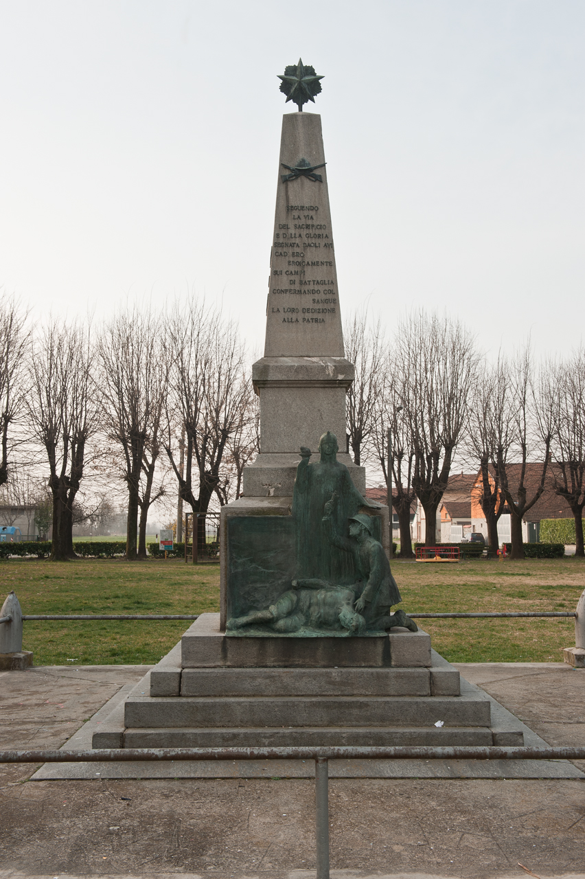 morte del soldato (monumento ai caduti - ad obelisco) - ambito piemontese (primo quarto, metà sec. XX, sec. XX)