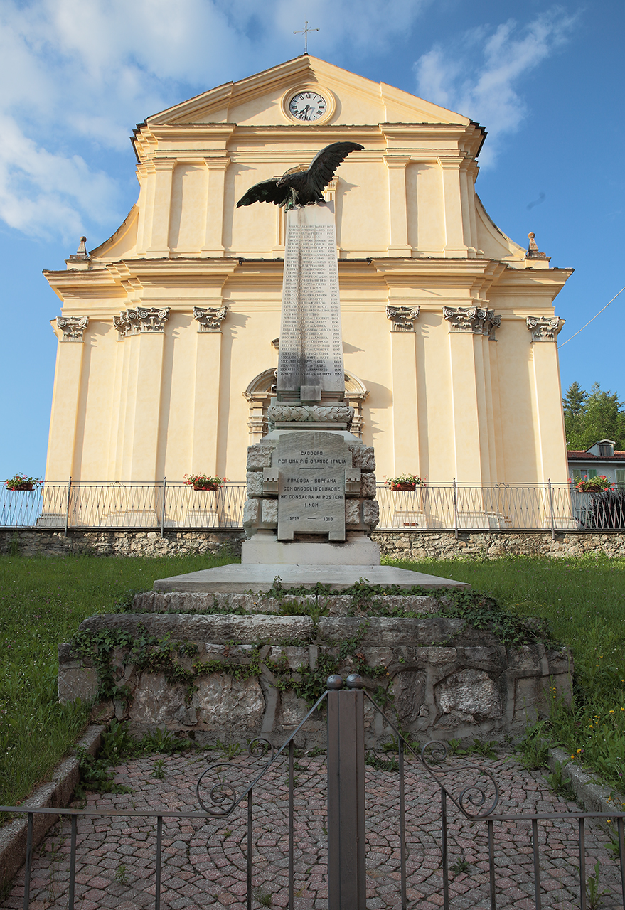 allegoria della Vittoria come aquila (monumento ai caduti - ad obelisco) di Vinaj Cesare (primo quarto sec. XX)