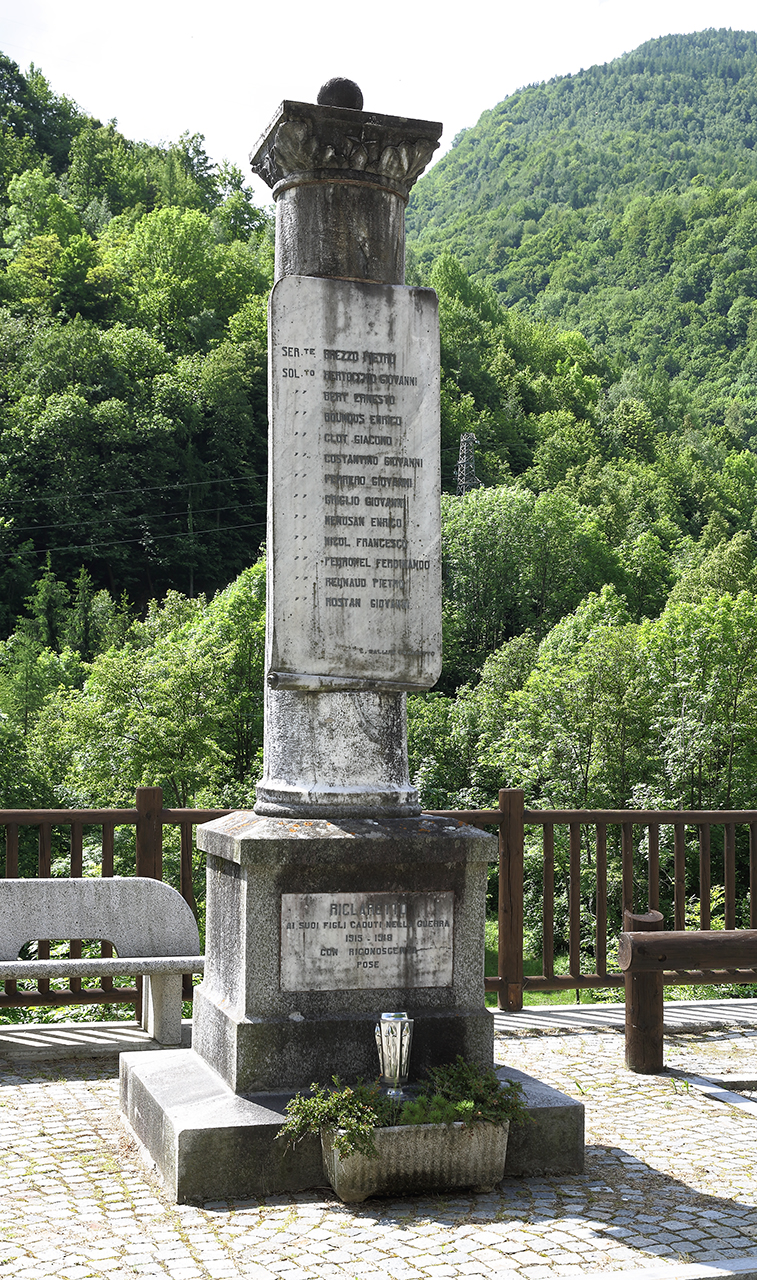 soggetto assente (monumento ai caduti - a colonna) di Gallian Ditta (primo quarto sec. XX)