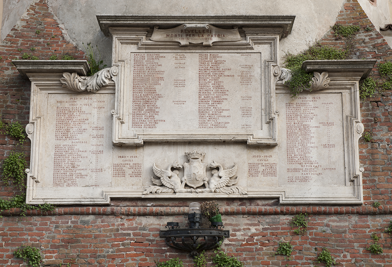 soggetto assente (lapide commemorativa ai caduti) di Catella Fratelli Ditta (metà sec. XX)
