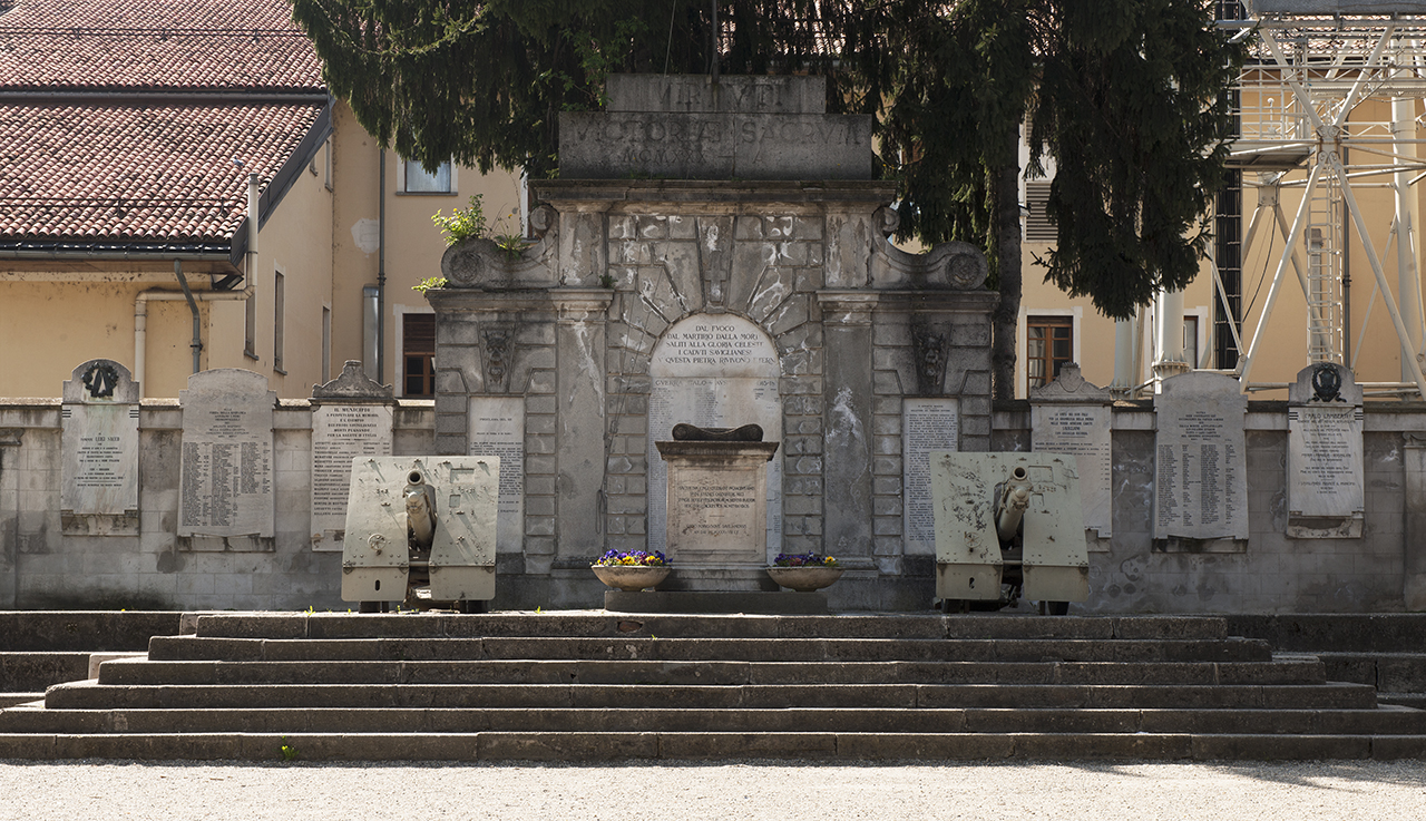 soggetto assente (monumento ai caduti - ad ara) di Galateri Annibale (primo quarto, secondo quarto, secondo quarto sec. XX, sec. XX, sec. XX)