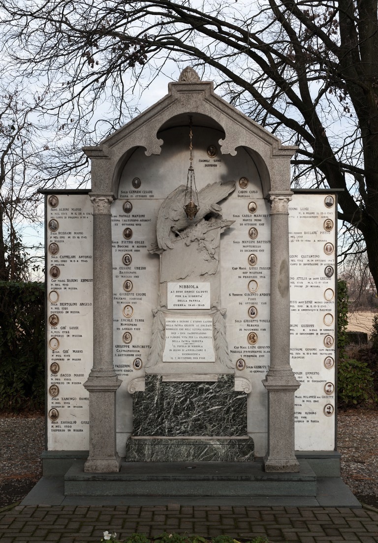 allegoria della Vittoria come aquila (monumento ai caduti - a tempietto) - ambito piemontese (primo quarto, metà sec. XX, sec. XX)