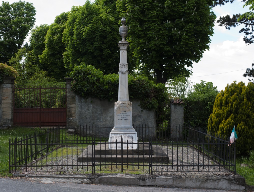 soggetto assente (monumento ai caduti - ad obelisco) - ambito piemontese (primo quarto, metà sec. XX, sec. XX)