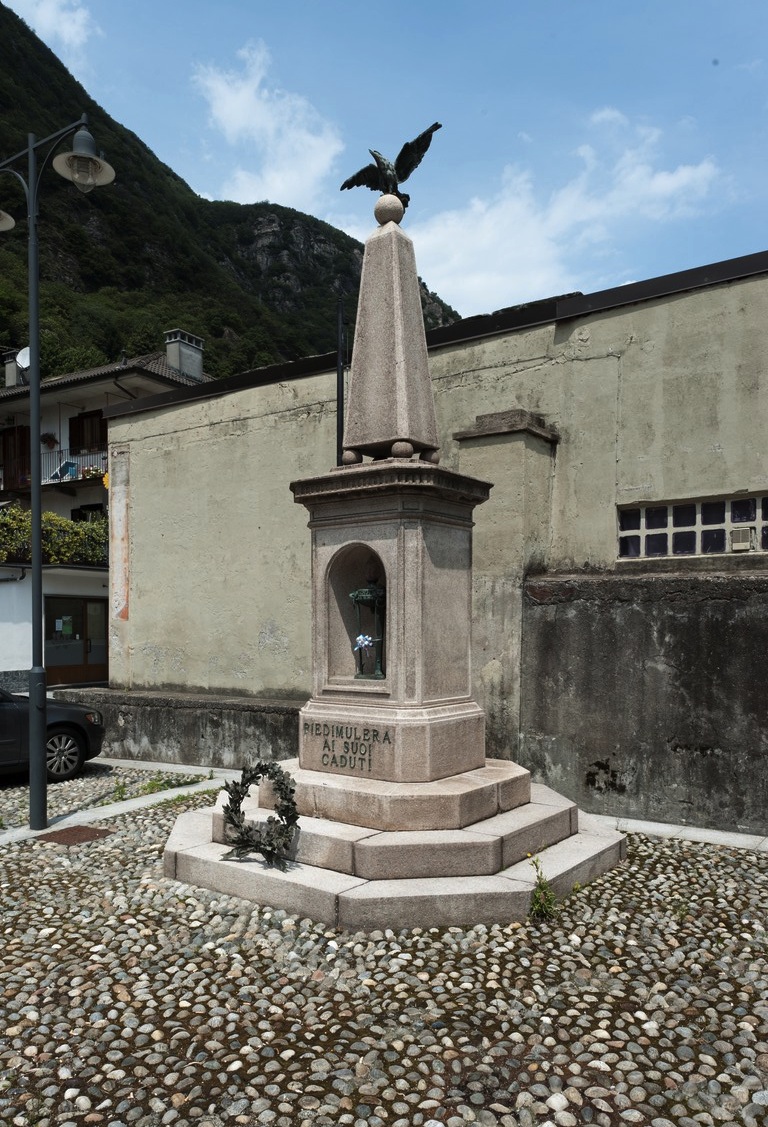 allegoria della Vittoria come aquila (monumento ai caduti - ad obelisco) - ambito piemontese (primo quarto sec. XX)