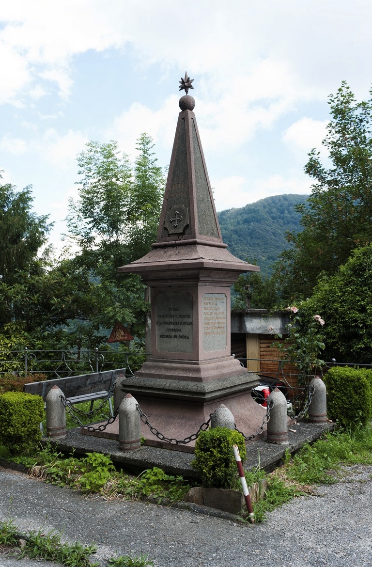 soggetto assente (monumento ai caduti - ad obelisco) - ambito piemontese (primo quarto sec. XX)