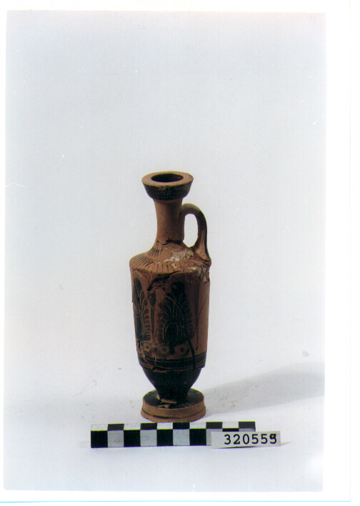 lekythos - produzione metapontina (metà sec. V a.C)
