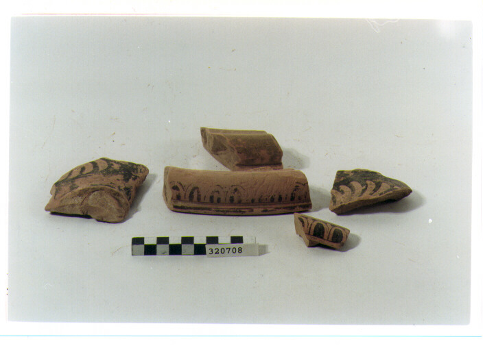 cratere/ orlo - produzione attica (?) (sec. V a.C)