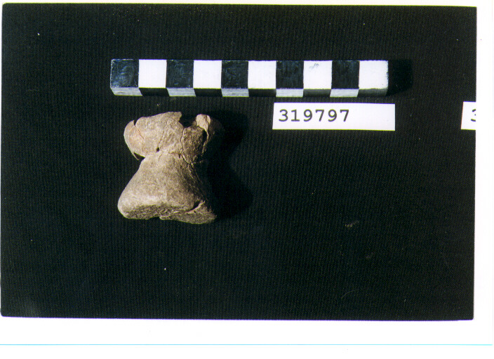 rocchetto concavo - produzione enotria (non determinabile)