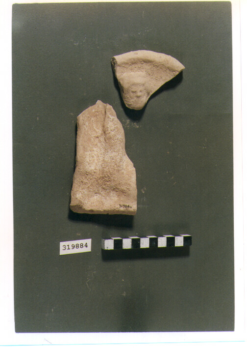 pinax votivo/ frammento - produzione metapontina (seconda metà sec. IV a.C)