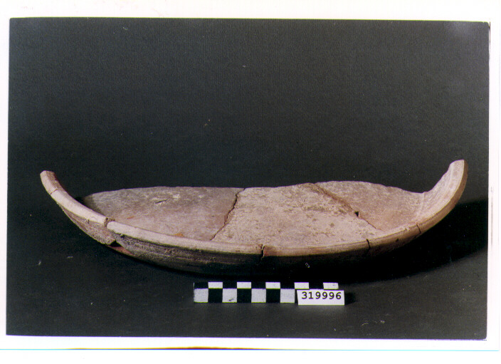 tegame - produzione magnogreca (non determinabile)