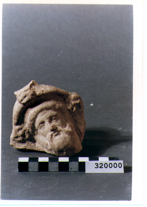 pinax votivo/ frammento - produzione magnogreca (prima metà sec. IV a.C)