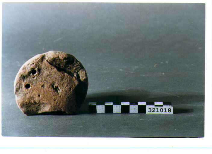 oscillum - produzione magnogreca (non determinabile)