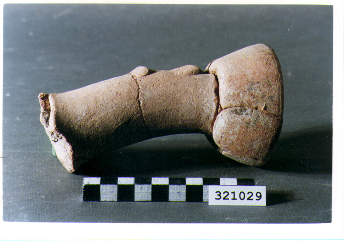 mantice - produzione magnogreca (sec. IV a.C)