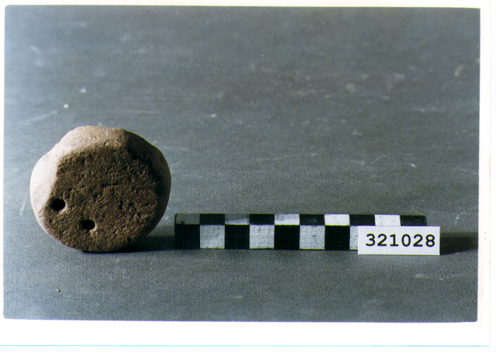 oscillum - produzione magnogreca (non determinabile)