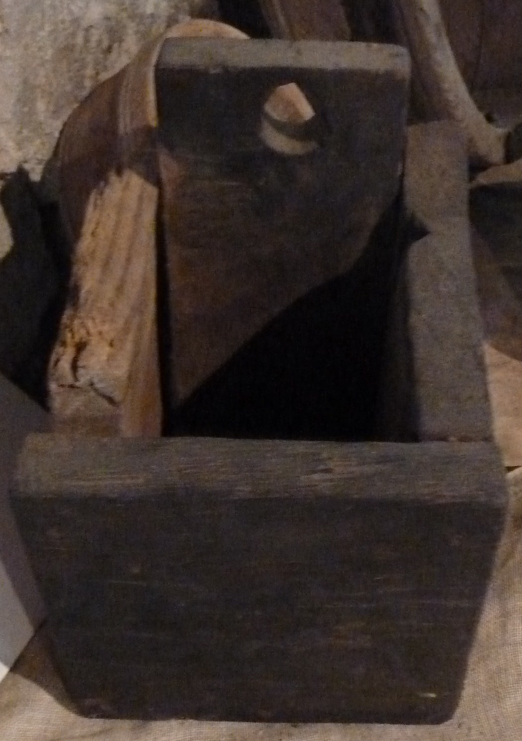 soggetto assente (porta sale, contenitori) - ambito mendaticese (Sec. XIX ultimo quarto)