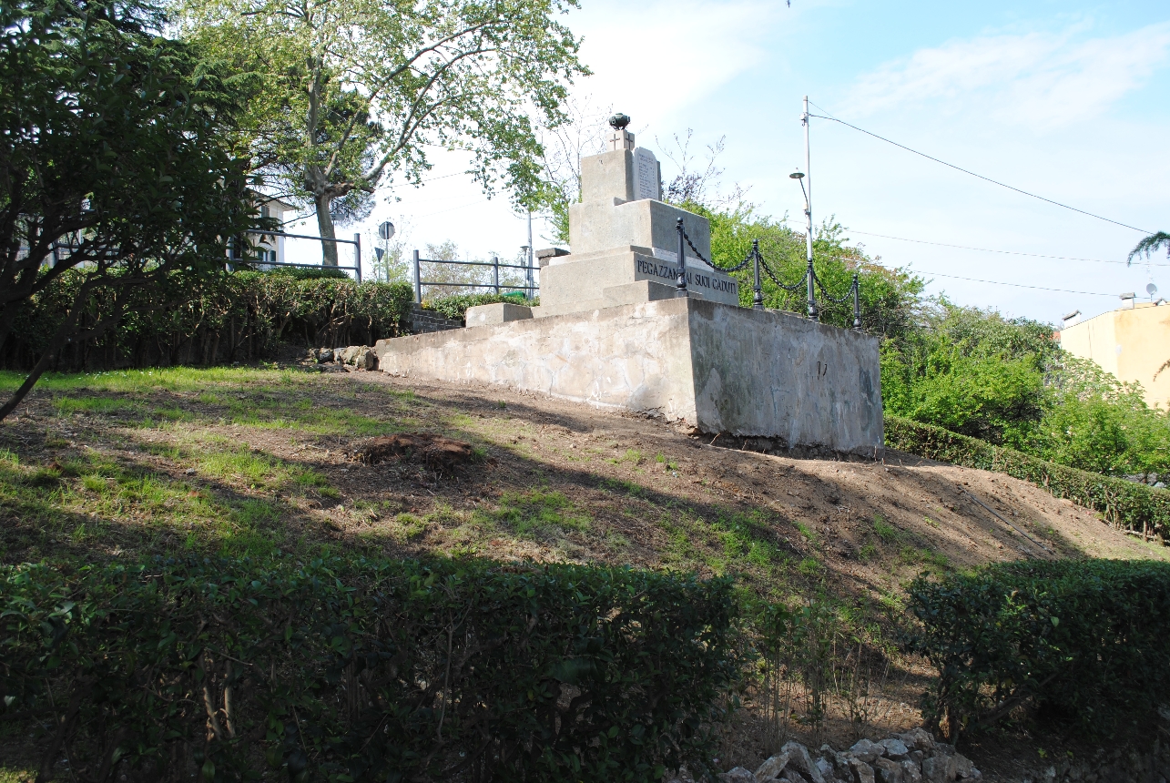 soggetto assente (monumento ai caduti) di Minaglia Oreste Silvio (XX)