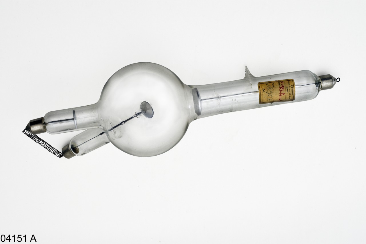 tubo, a raggi X di Röntgen Wilhelm Conrad (prima metà sec. XX)