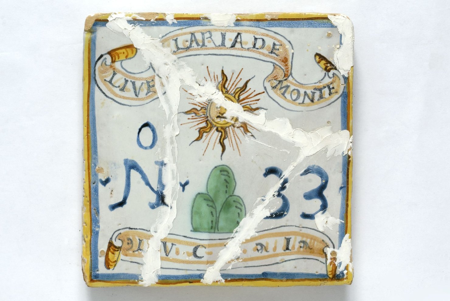 stemma (formella, opera isolata) - produzione di Deruta (sec. XVI)