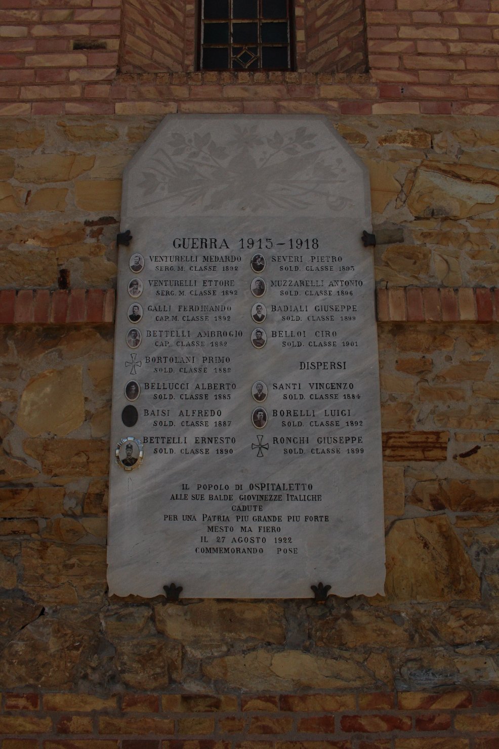 lapide commemorativa ai caduti - bottega modenese (sec. XX)