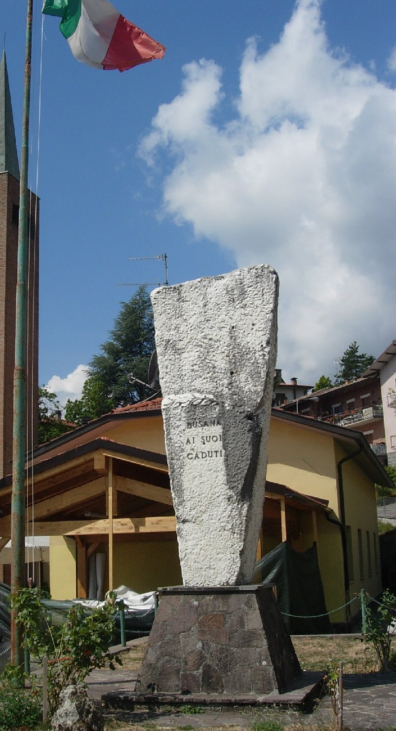 monumento ai caduti - a montagna figurata - bottega Italia settentrionale (sec. XX)