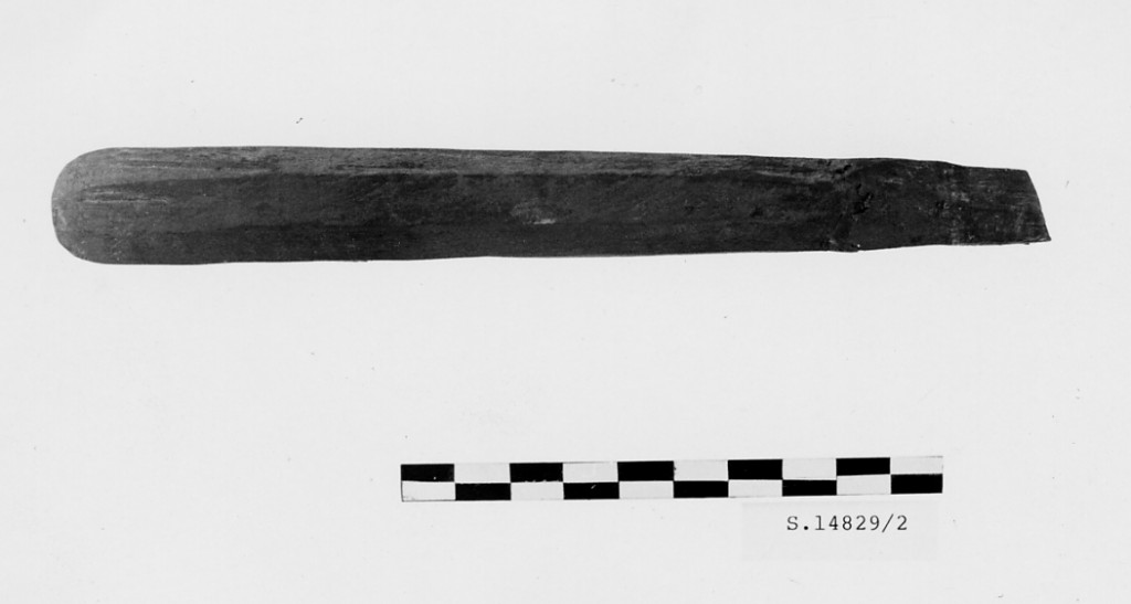 Palo di sostegno di timone (Medio Regno)