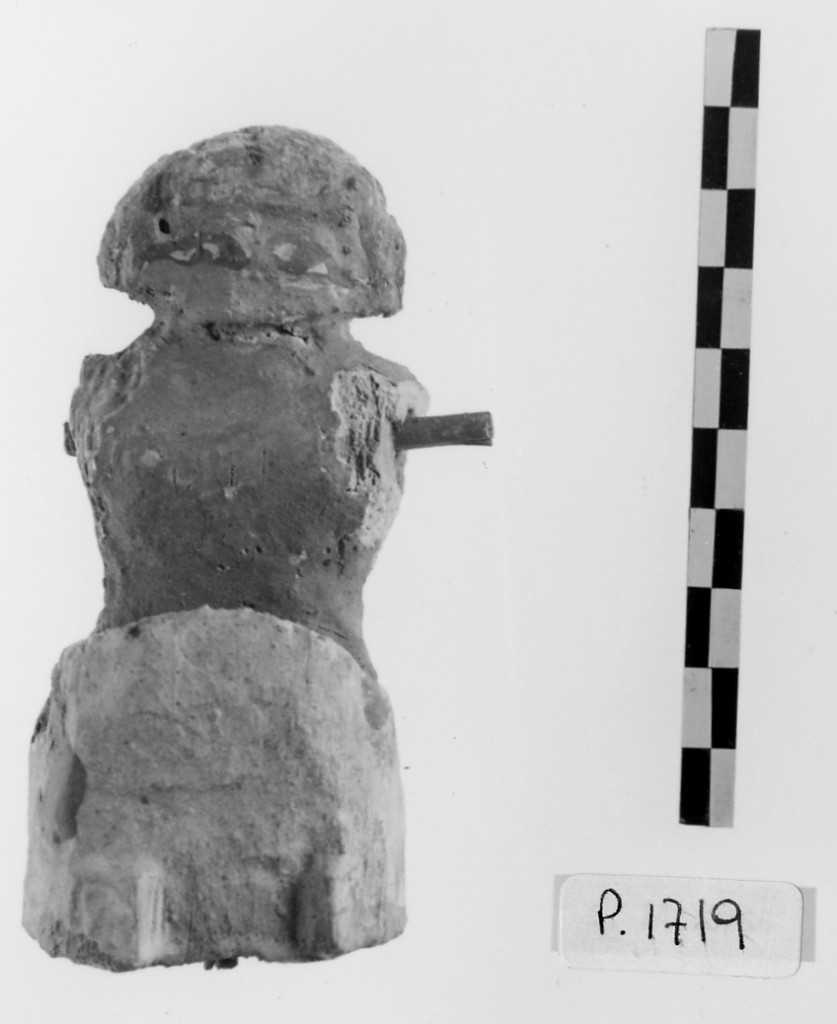 Statuetta femminile accovacciata (Medio Regno)