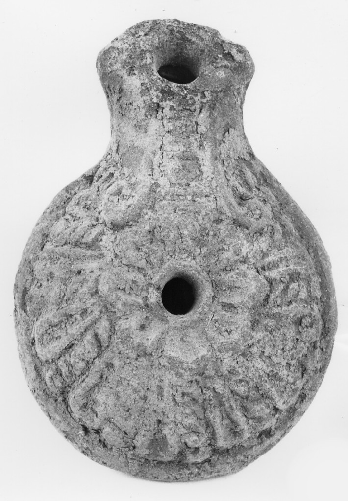 Decorazione geometrico-floreale (Lucerna, "loop lamp") (III/ IV d.C)