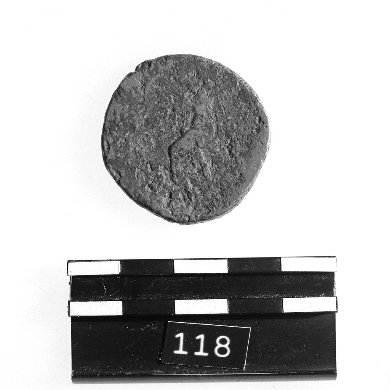 Sesterzio, MATTINGLY / SYDENHAM RIC III, pp. 107 sgg (Sec. II d.C)