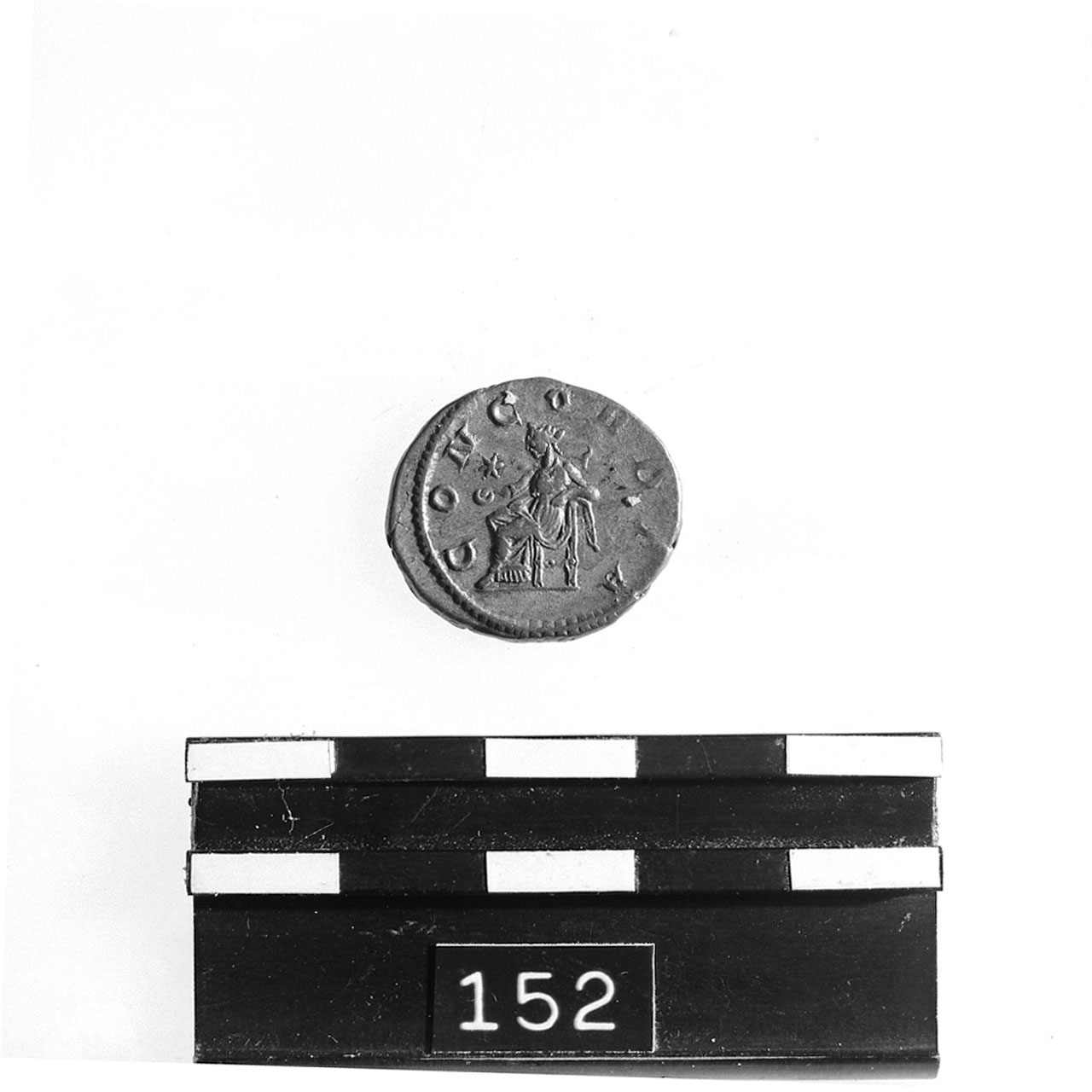 Denario, MATTINGLY / SYDENHAM / SUTHERLAND RIC IV2, n. 211 (Sec. III d.C)