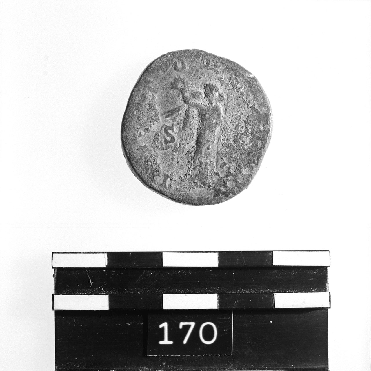 Sesterzio, MATTINGLY / SYDENHAM / SUTHERLAND RIC IV2, n. 25 (Sec. III d.C)