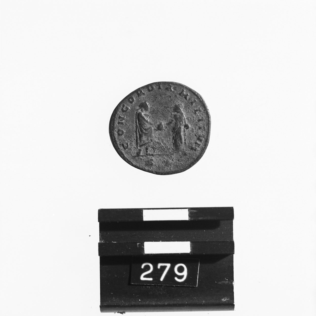 Antoniniano, RIC V1,n.218Var.D/ Busto a s. con mantello,scettro (Sec. III d.C)