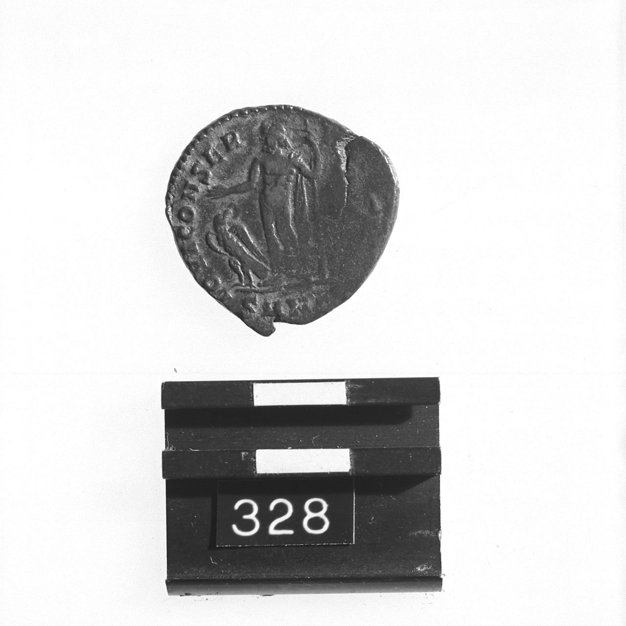 Follis, SUTHERLAND RIC VI, n.64 (Sec.IV d.C)