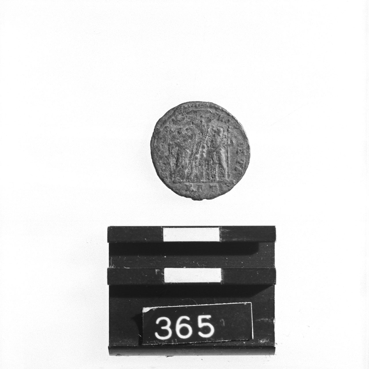 Follis, BRUUN RIC VII, n.329 (Sec.IV d.C)