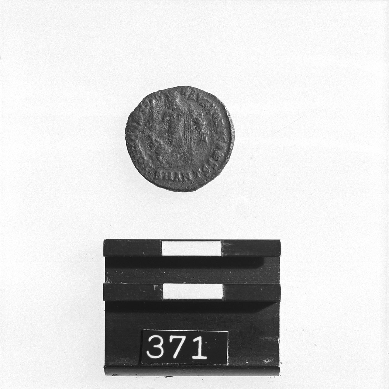 Follis, BRUUN RIC VII, n.29 (Sec.IV d.C)