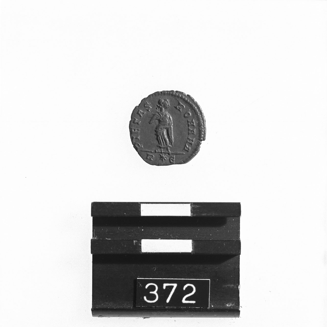 AE III, KENT RIC VIII, n.28 (Sec.IV d.C)