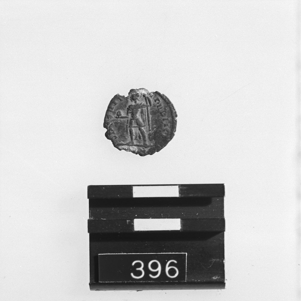 AE III, KENT RIC VIII, p.168 sgg (Sec.IV d.C)