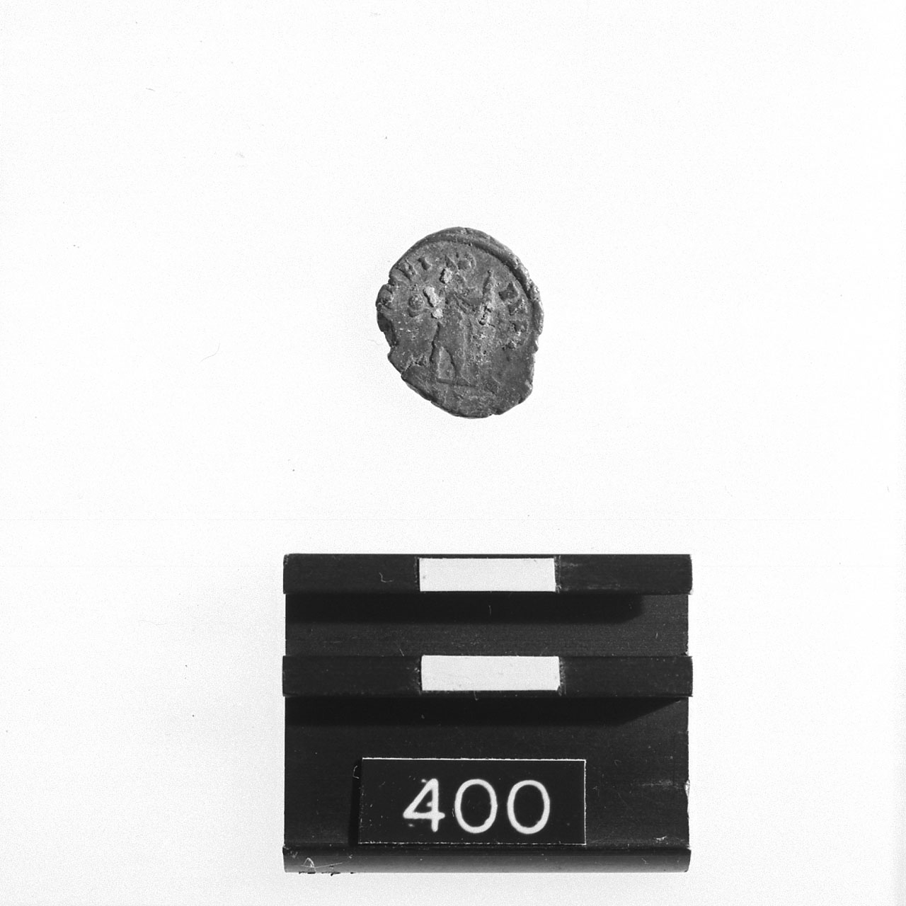 AE III, KENT RIC VIII, p.168 sgg (Sec.IV d.C)