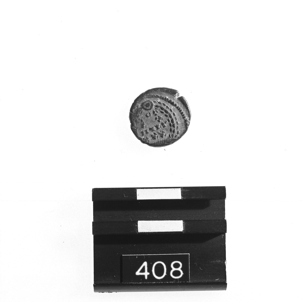 AE III, KENT RIC VIII, p.433 sgg (Sec.IV d.C)