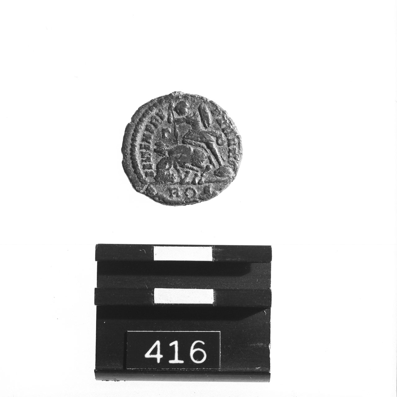 AE II, KENT RIC VIII, n.258 (Sec.IV d.C)