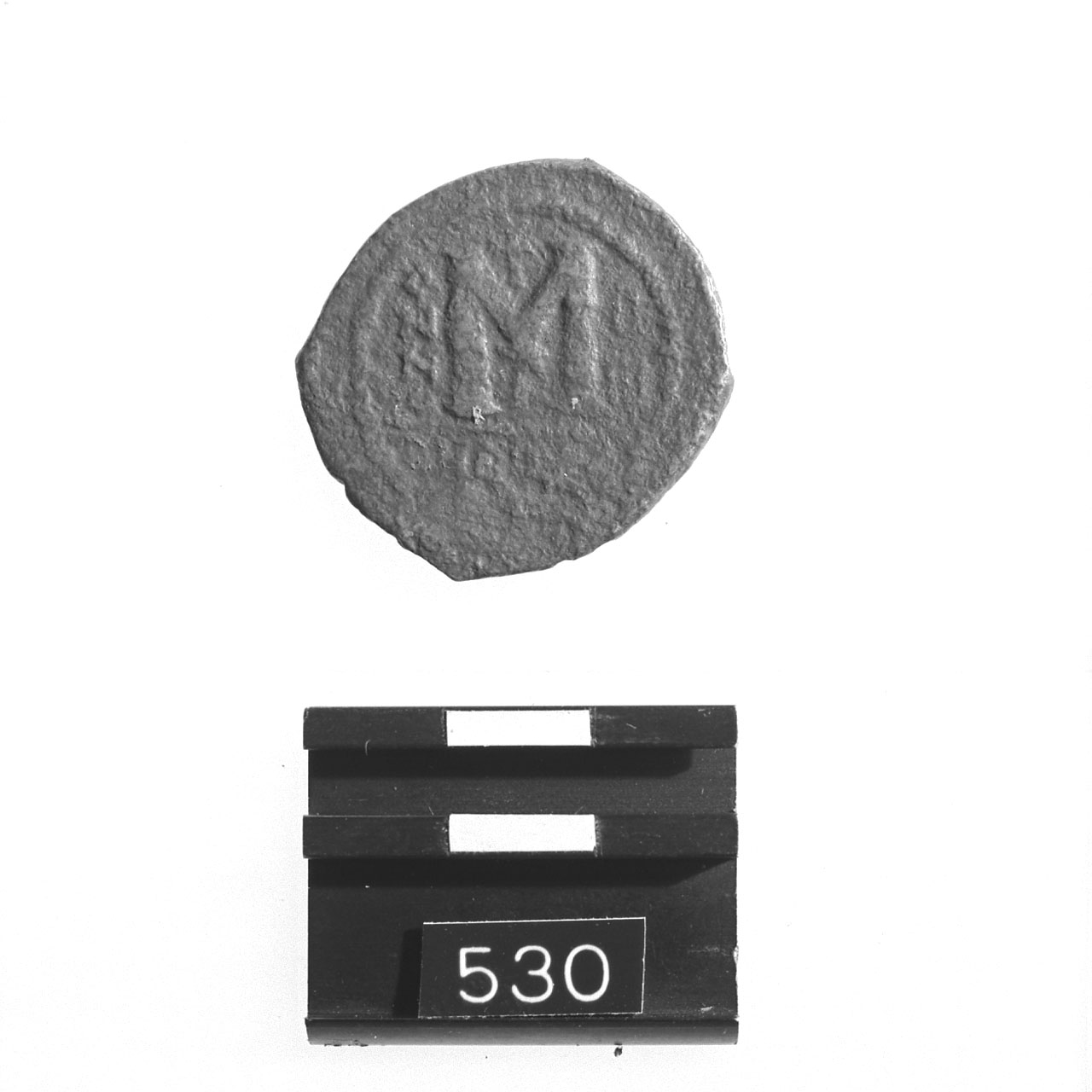 Follis, BELLINGER DO I, n.154.2 (Sec.VI d.C)