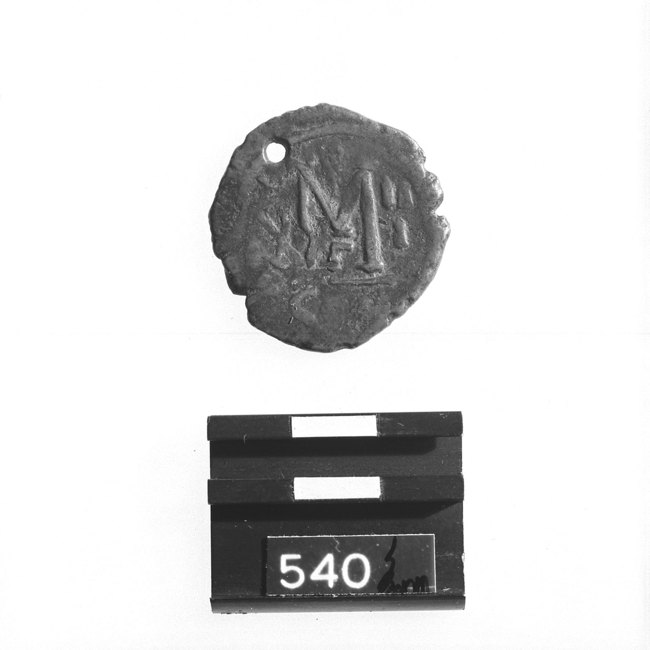 Follis, GRIERSON DO II1, n.76c (Sec.VII d.C)