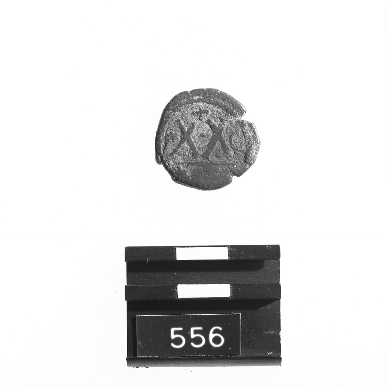 Mezzo follis, GRIERSON DO II1, n. 116.6 (Sec. VII d.C)