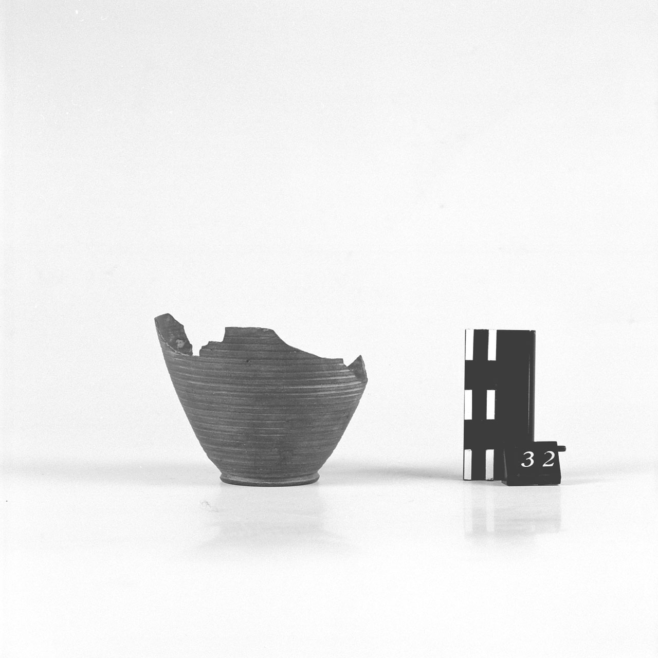 Bicchiere, Marabini VIII (Terzo quarto Sec.I a.C)