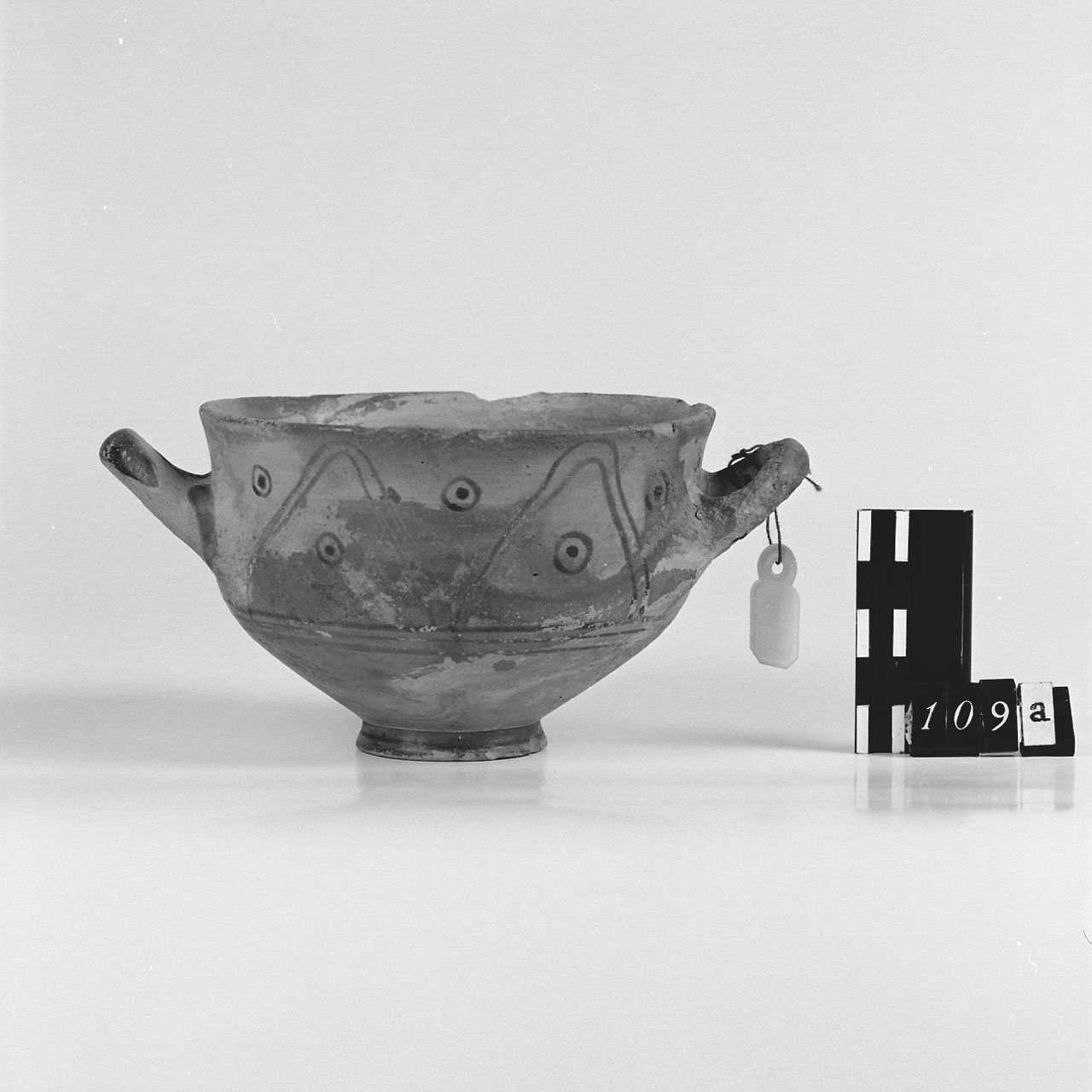 Coppa biansata (Età tardo geometrica ?)