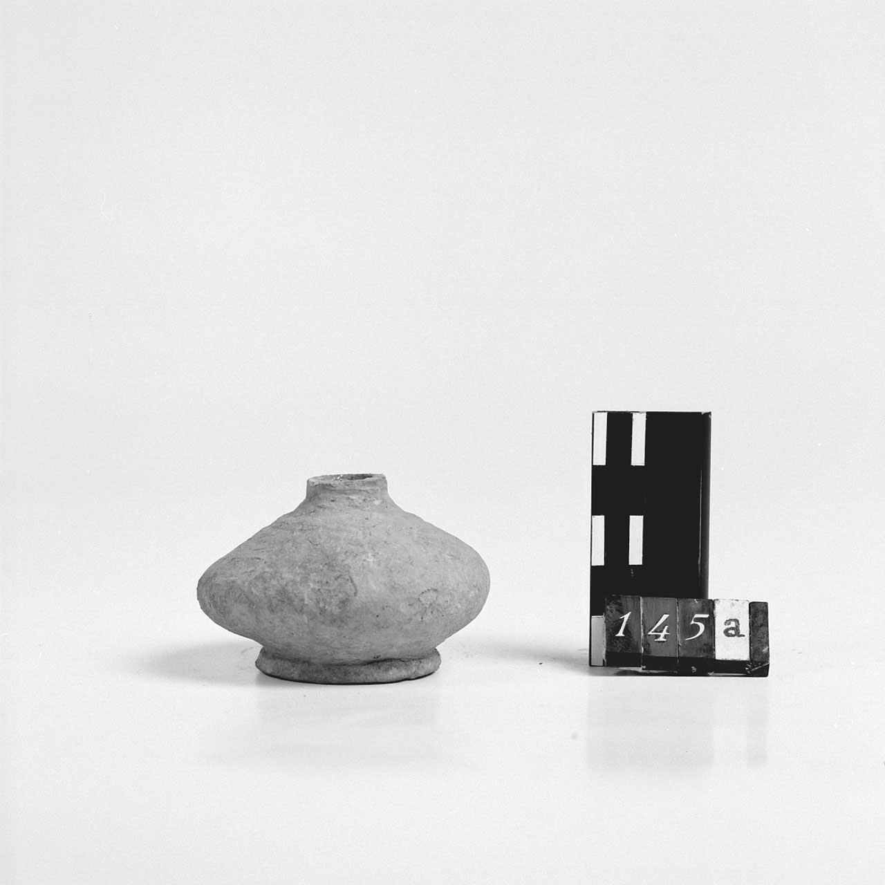 Vaso miniaturistico (Età romana)