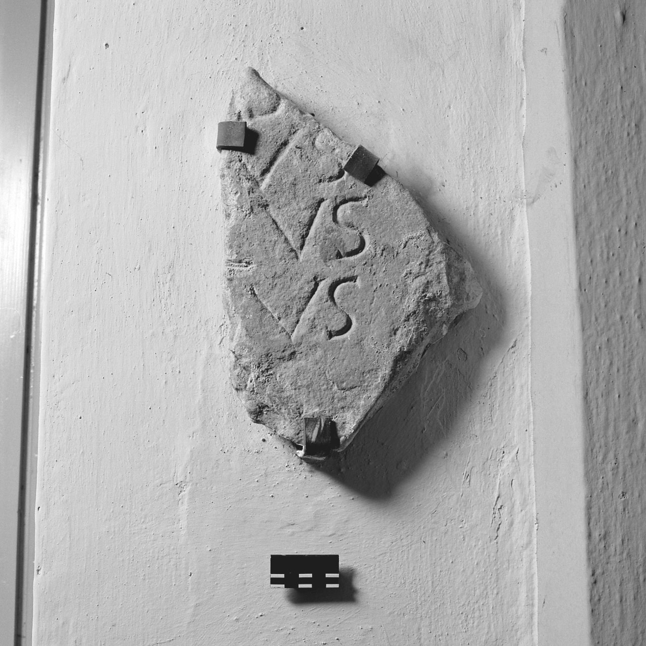 Lastra/frammento (Sec. I/IV d.C)