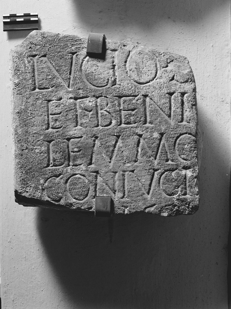 Lastra/frammento (Sec. I/IV d.C)